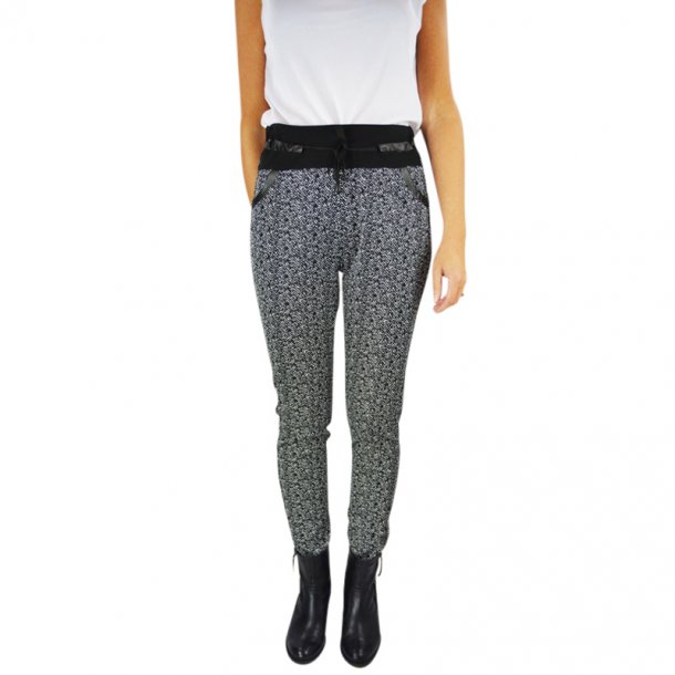 Meleret buks med strk