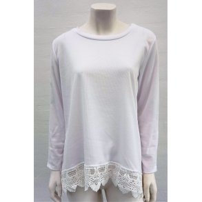 Bluse med Blondekant