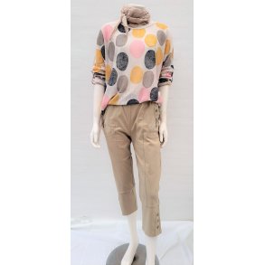 Stumpebuks med strk - Sand